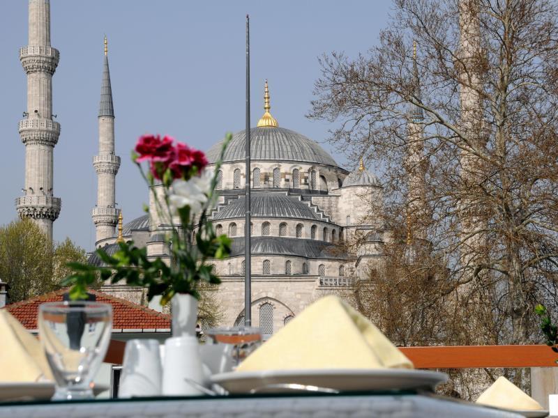 Sarnic Premier Hotel Istanbul Exterior foto